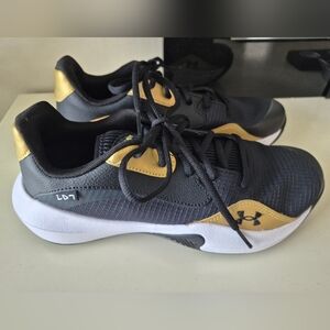 Under Armour Runners